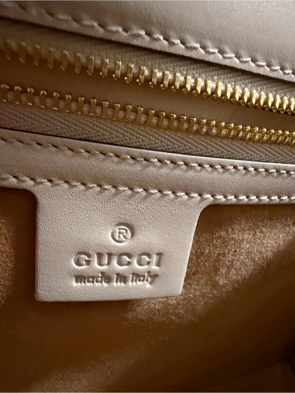 Gucci Sylvie small shoulder bag - Picture 11 of 15